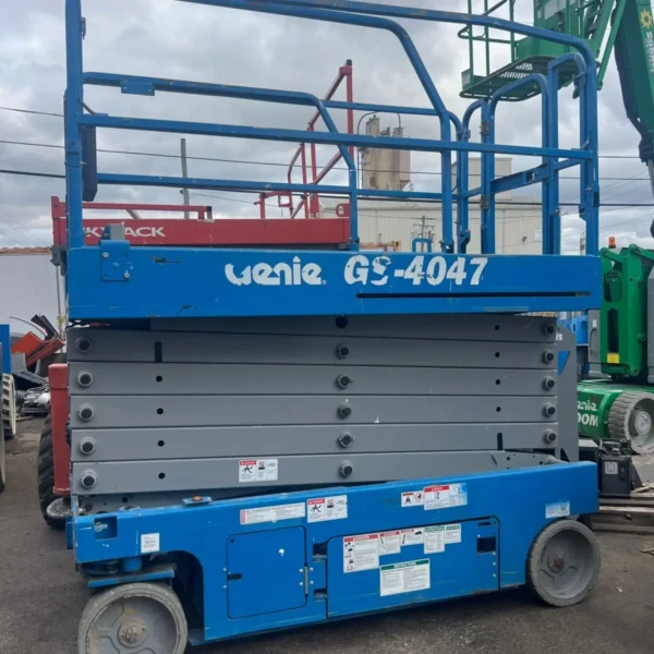 2017 Genie GS4047