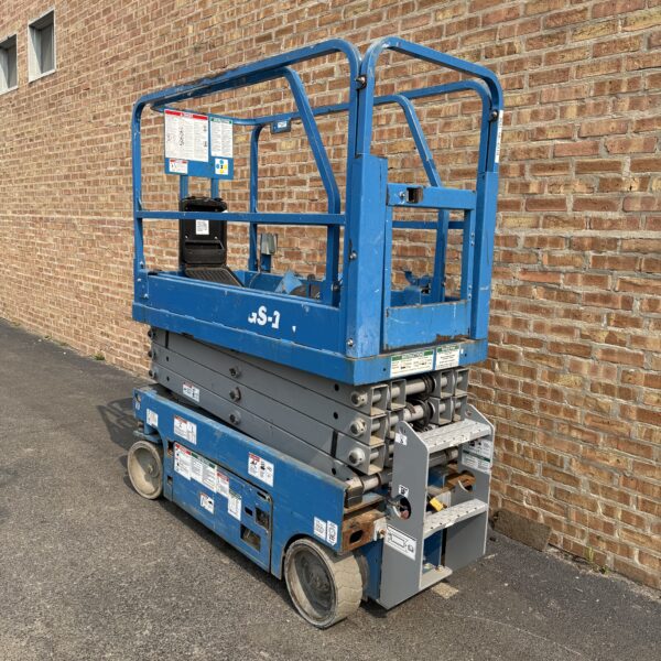 Used 2017 Genie GS1930