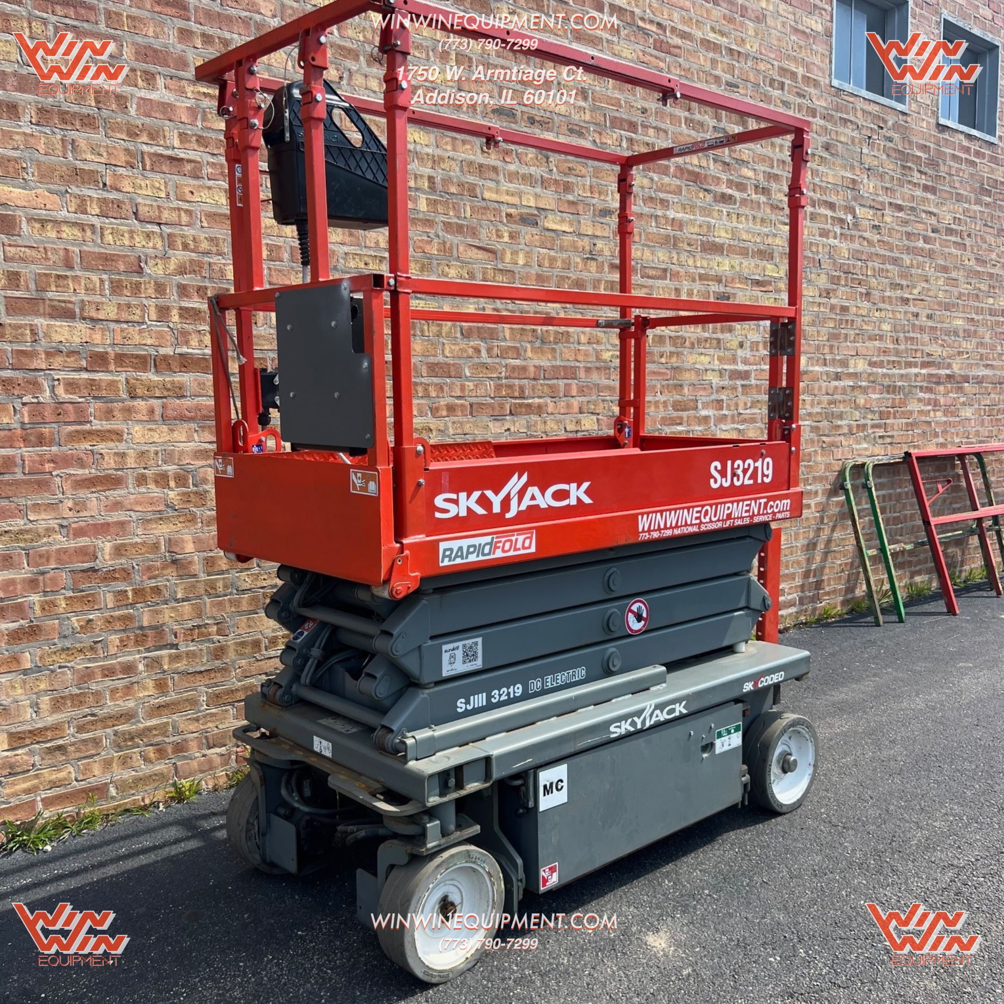 Refurbished Skyjack SJ3219 E-Drive scissor lift for sale — Win Win Equipment Addison IL