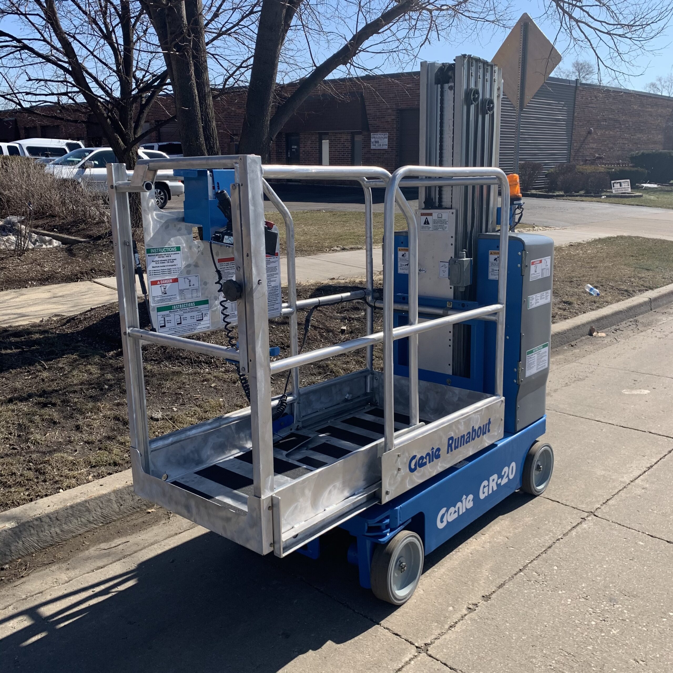Refurbished Genie GR-20 vertical mast lift for sale — Win Win Equipment Addison IL
