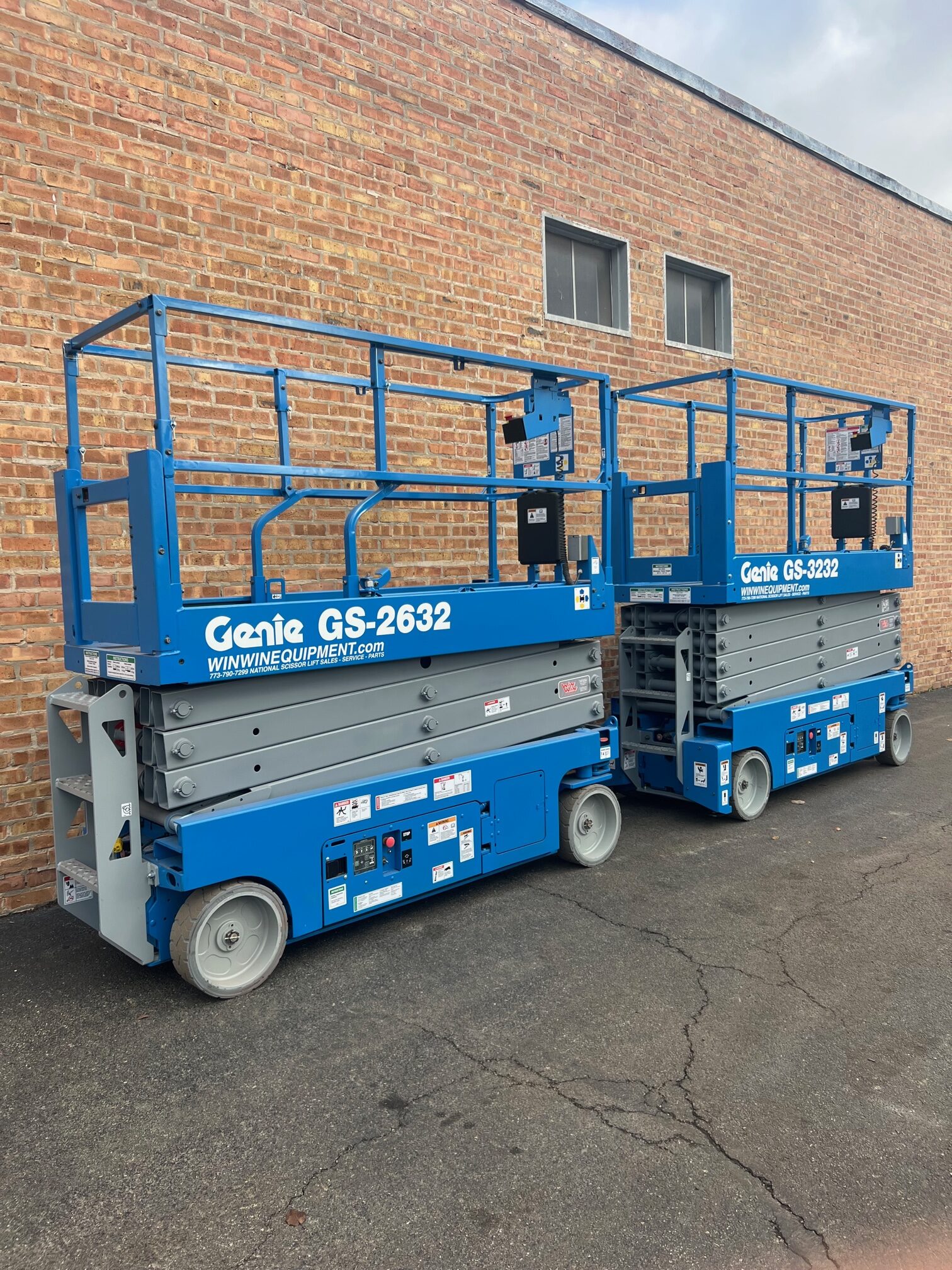 Refurbished Genie GS-2632 scissor lift for sale — Win Win Equipment Addison IL