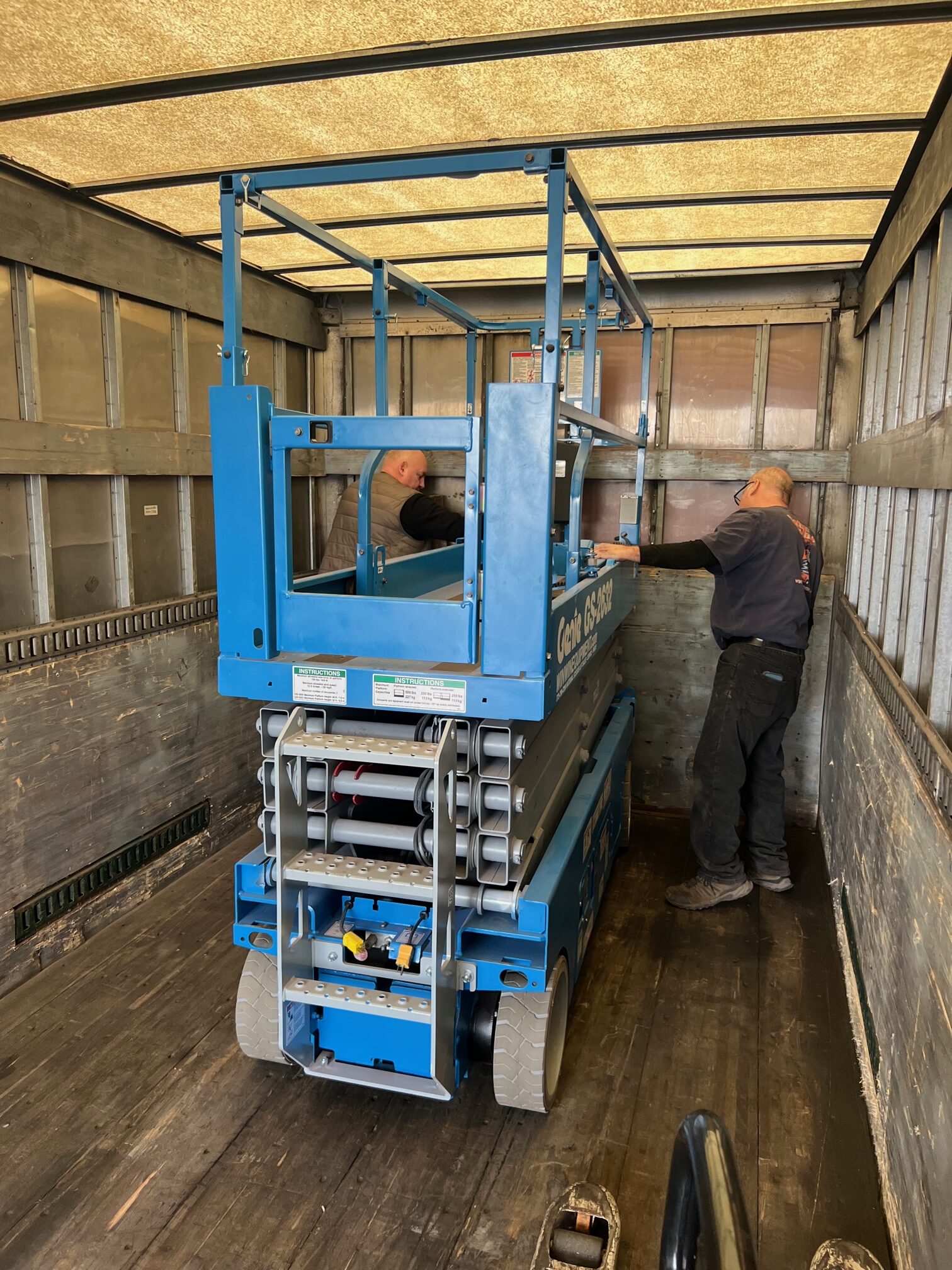 Refurbished Genie GS-2632 scissor lift for sale — Win Win Equipment Addison IL